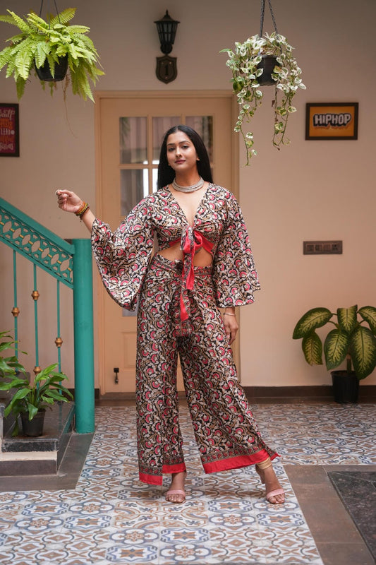 CRIMSON RED-FLOWER GOLD 2-PIECE CORD-SET