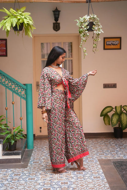 CRIMSON RED-FLOWER GOLD 2-PIECE CORD-SET