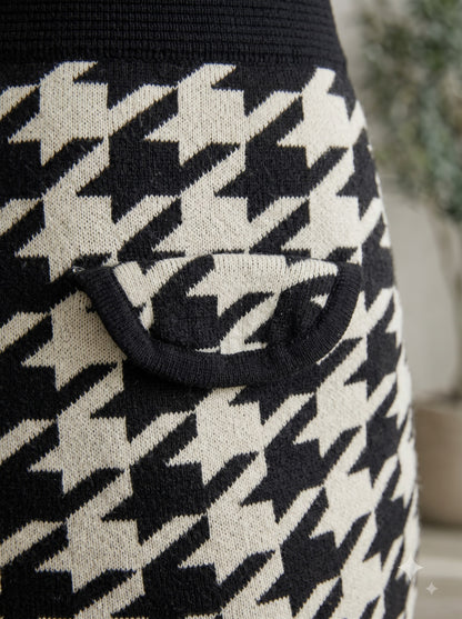 Noir Check Knit Skirt